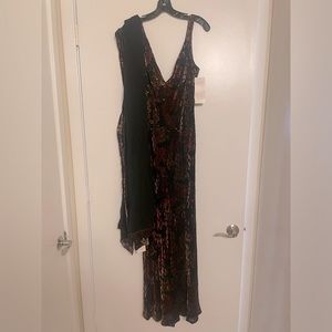 Floor length Carmen Marc Valvo Sequined Red/pink/yellow on black dress and scarf